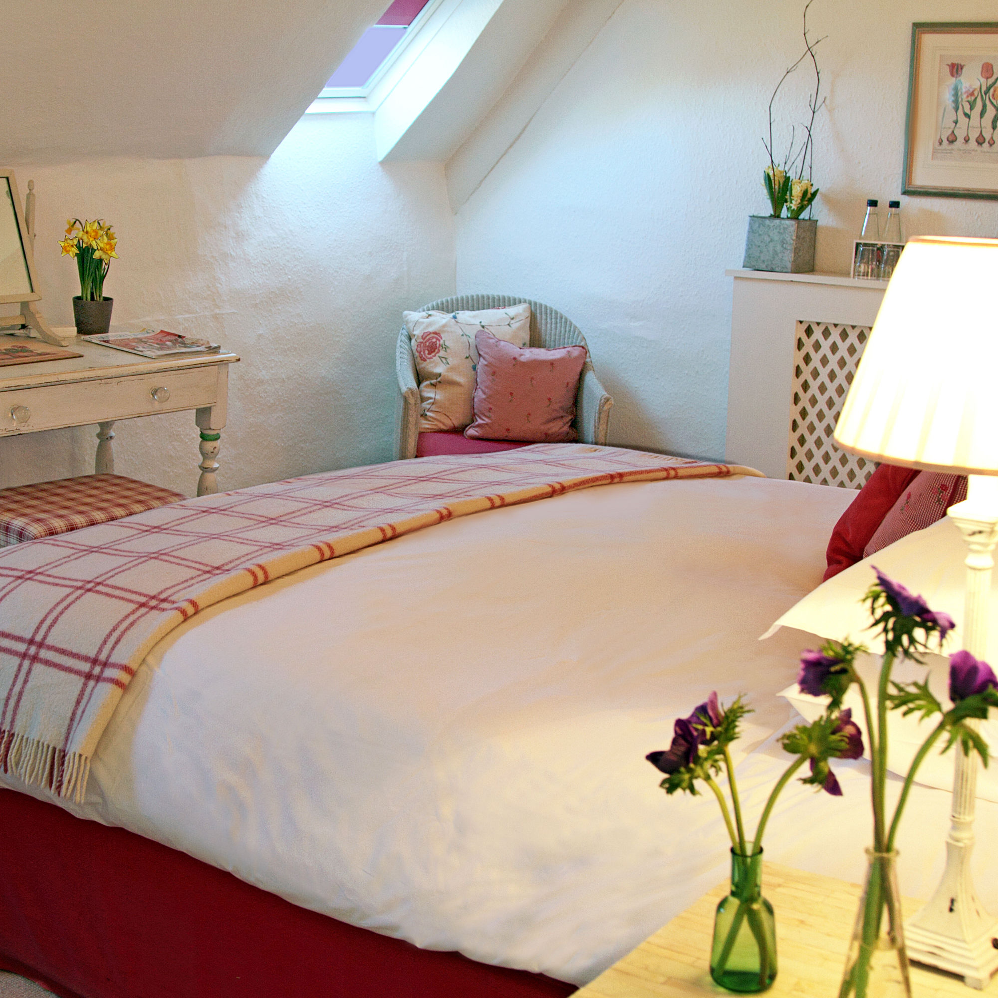 The King's Head Inn - An Award Winning Cotswolds Country Pub With Accommodation