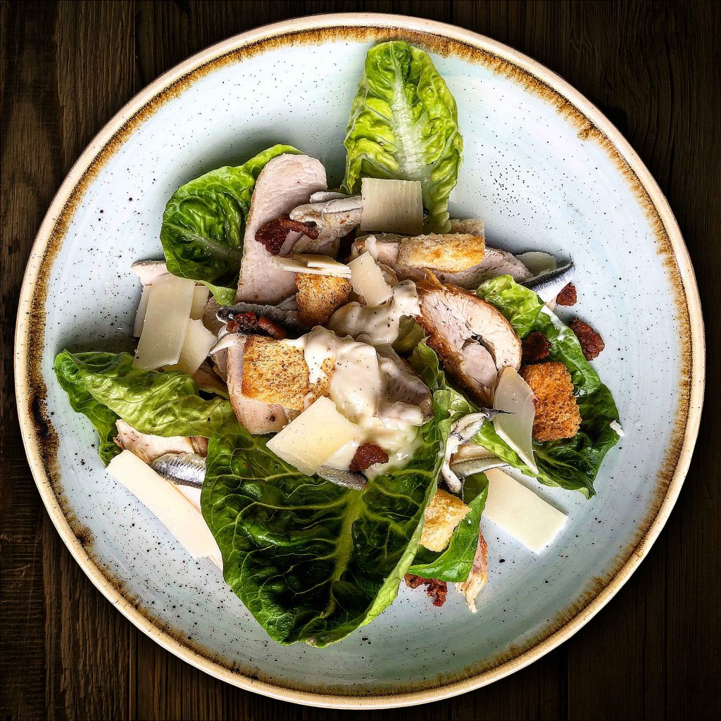 The King's Head Inn - A Pub With A Local, Seasonal Menu In The Cotswolds