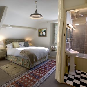 The King's Head Inn - A Country Pub With Bedrooms, Restaurant & Gardens